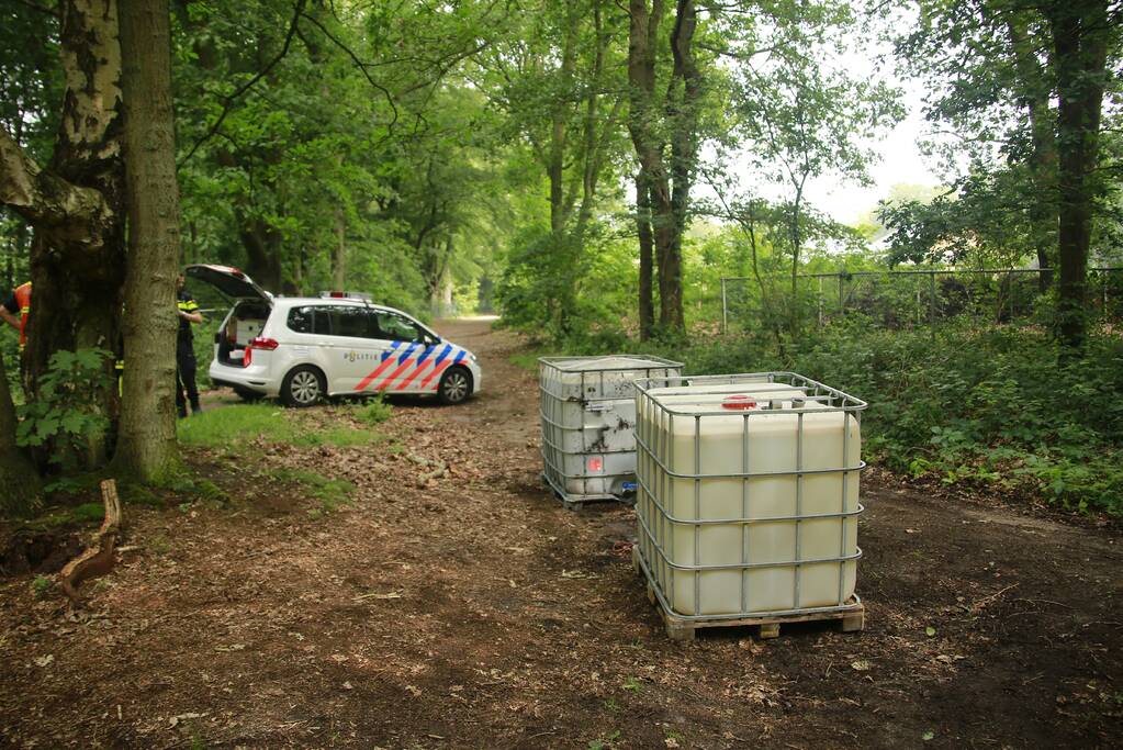 Drugsafval gedumpt in bos