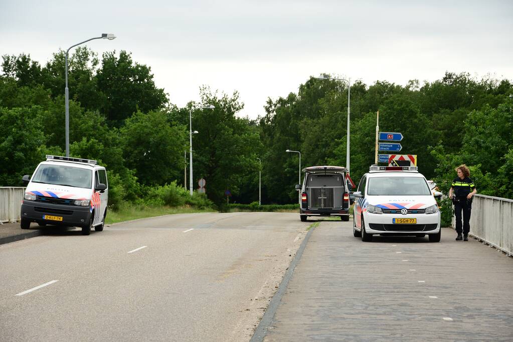 Vluchtende verdachte Eemnes reed politieagenten aan