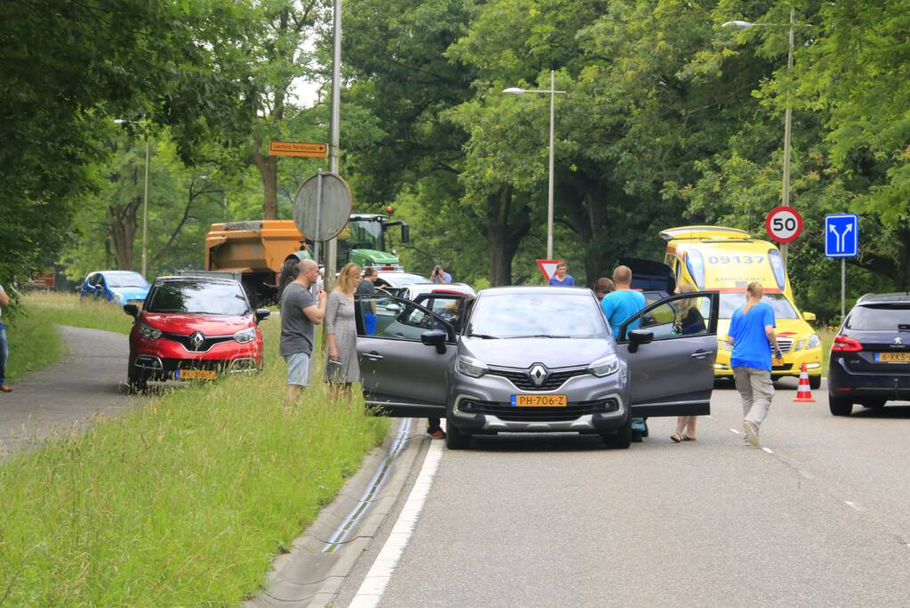 Gewonden bij flinke kop- staartaanrijding, Amersfoort (+ VIDEO)