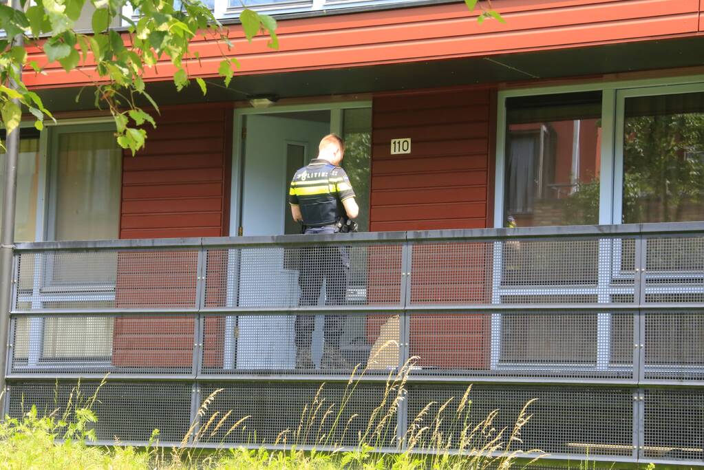 Stoffelijke overschot aangetroffen in woning, Amersfoort (+ VIDEO)