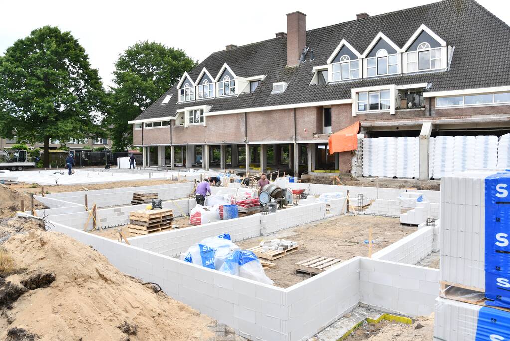 Officiele start van bouw nieuw woonzorgcomplex