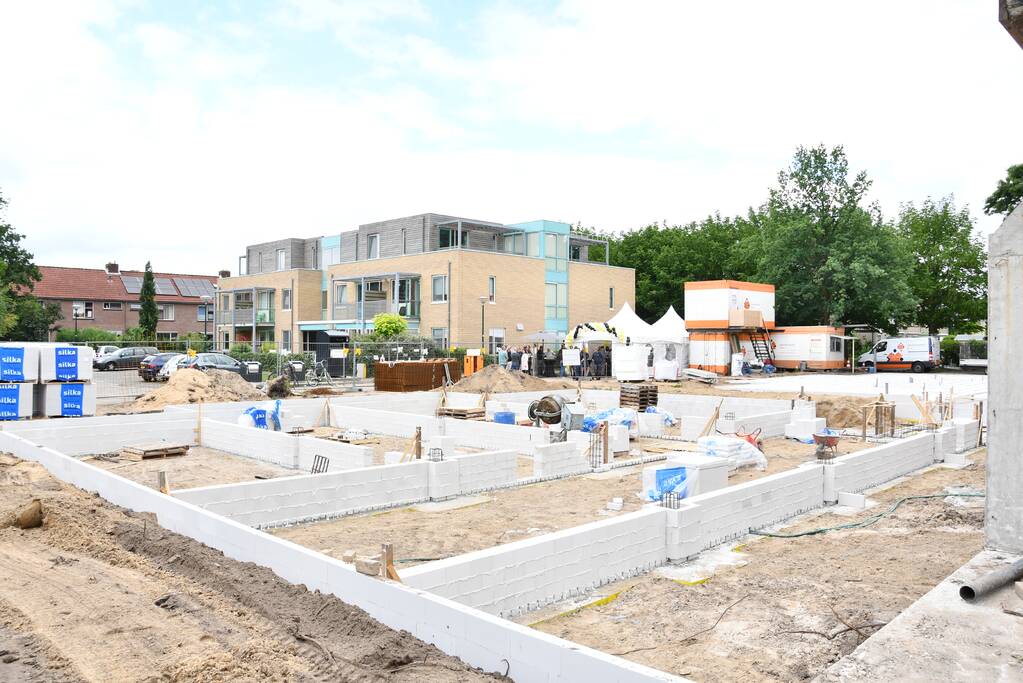 Officiele start van bouw nieuw woonzorgcomplex