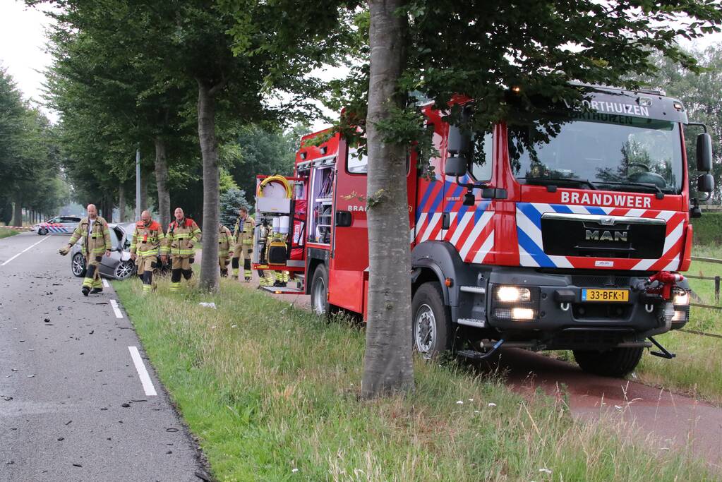 UPDATE: Dode na frontale botsing met vrachtwagen