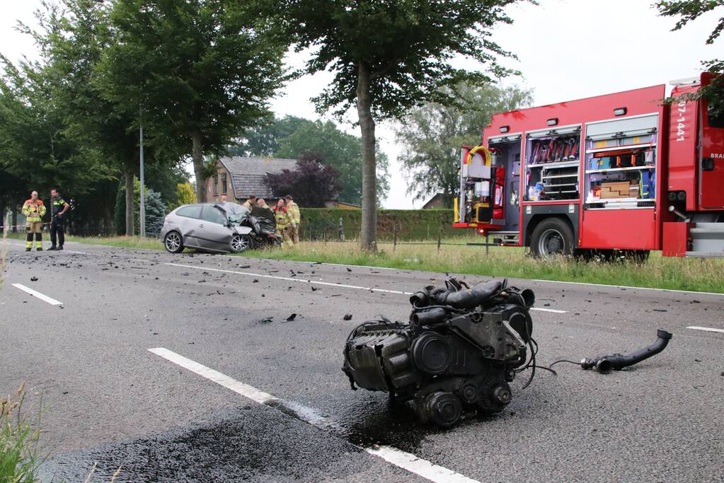 UPDATE: Dode na frontale botsing met vrachtwagen