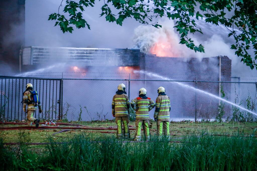 Grote brand in DHL-depot