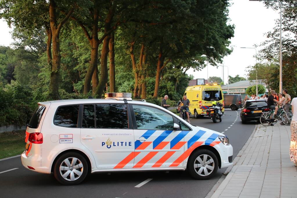 Bestuurder van bromfiets gewond na aanrijding met tractor