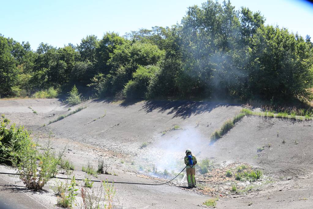 Mountainbiker treft brand aan