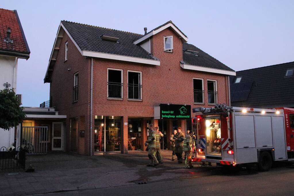 Grote schade na uitslaande brand goed zichtbaar