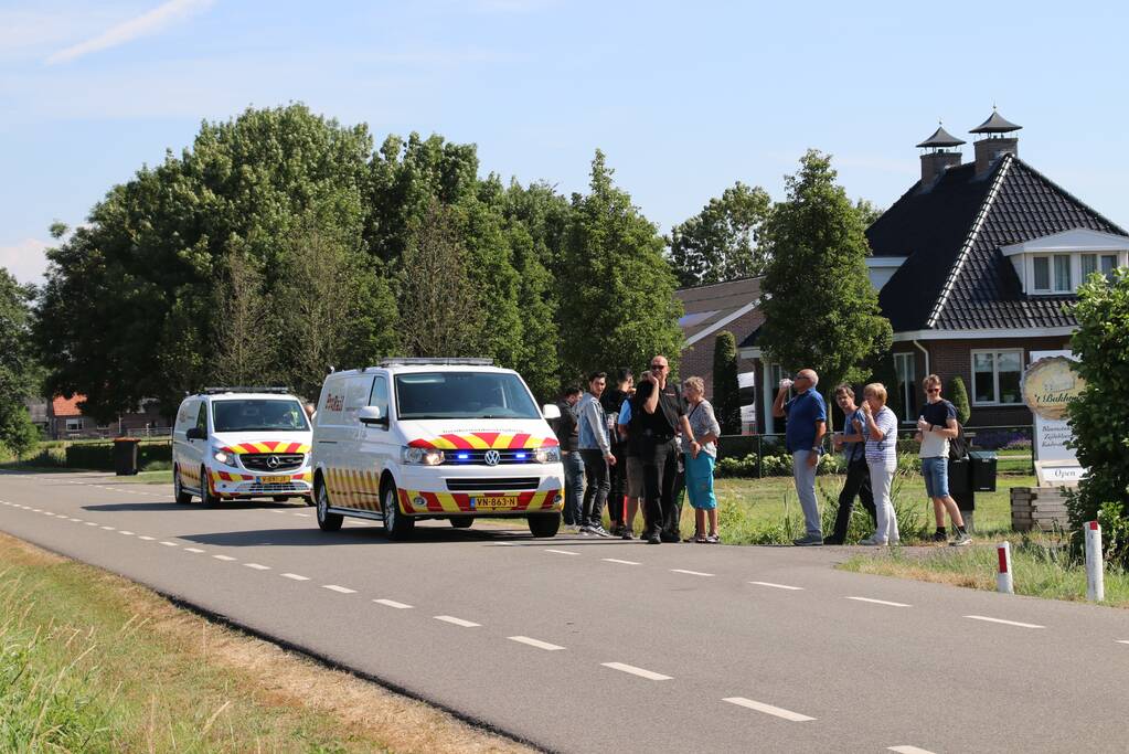 Gebroken bovenleiding zorgt voor brand bij spoorlijn