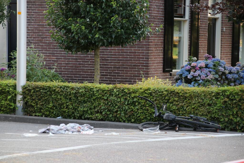 Fietser ernstig gewond bij aanrijding
