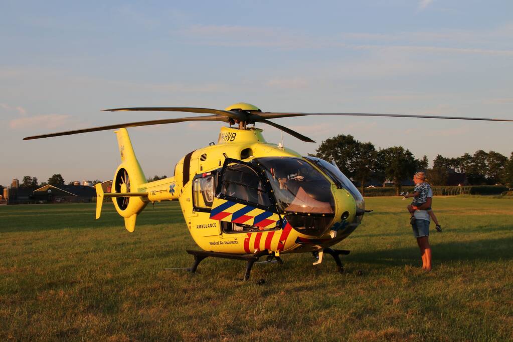 Fietser ernstig gewond bij aanrijding