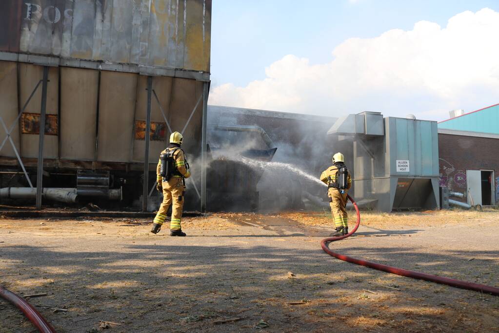 Veel inzet bij zeer grote brand