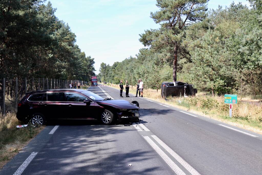 Zwaargewonden na frontale aanrijding