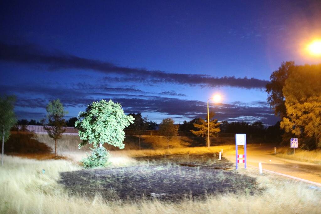 Bermbrand geblust bij oprit snelweg