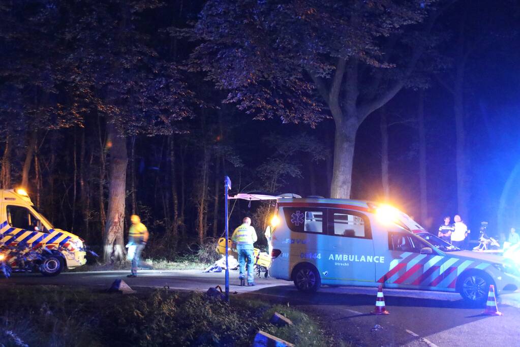 Twee motorrijders gewond bij kop-staartaanrijding