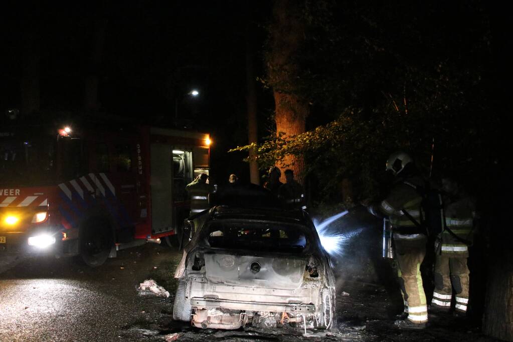 Gestolen BMW volledig uitgebrand