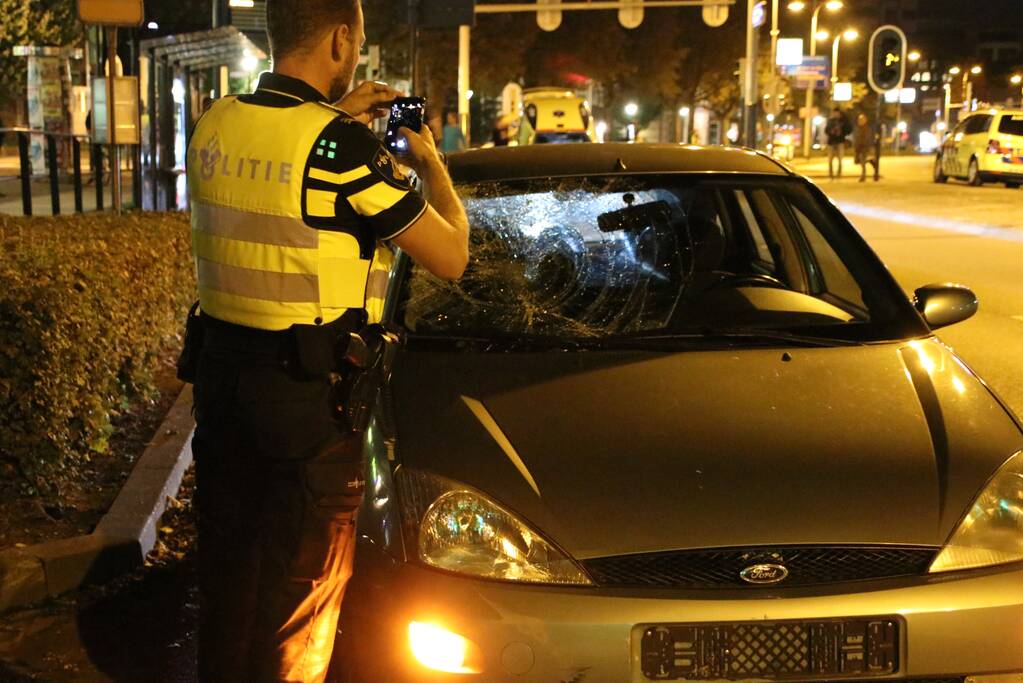 Fietser aangereden op oversteekplaats