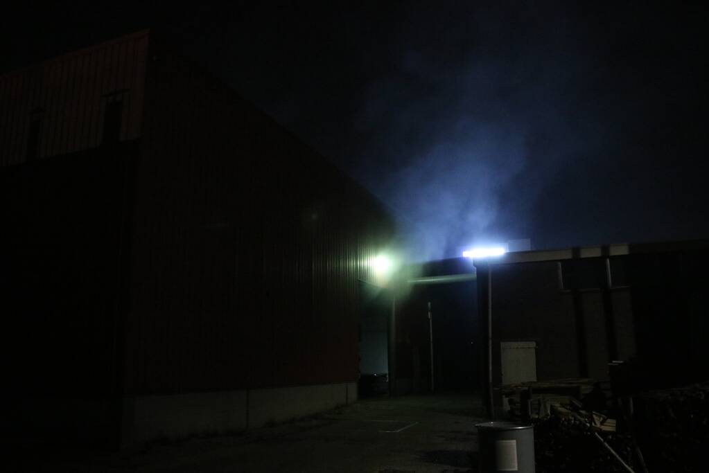 Brand in magazijn van Flamingo Parket