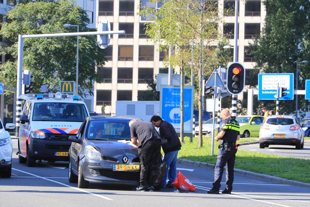 Veel schade bij kop-staartbotsing