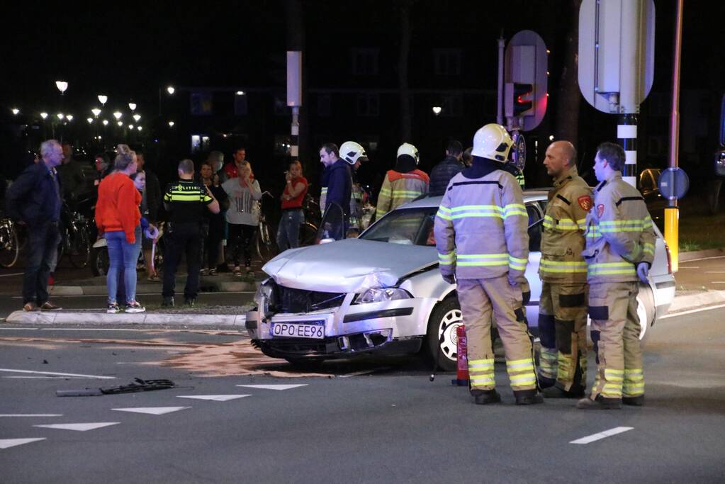 Ravage en gewonde na aanrijding