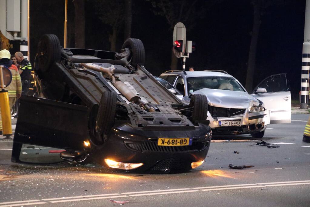 Ravage en gewonde na aanrijding