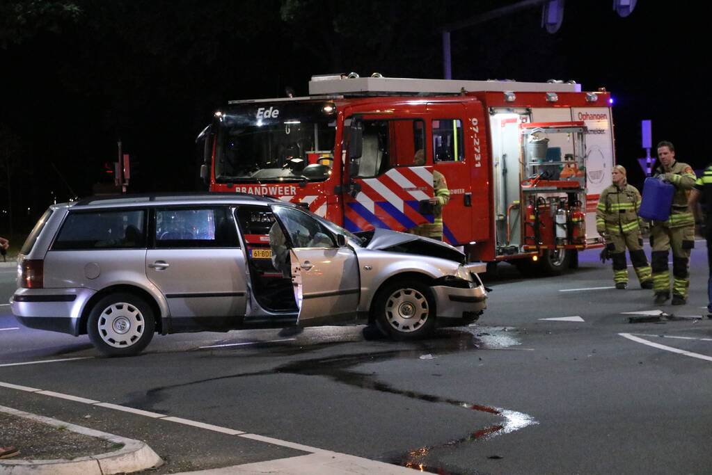 Ravage en gewonde na aanrijding