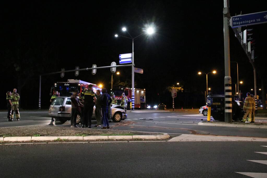 Ravage en gewonde na aanrijding