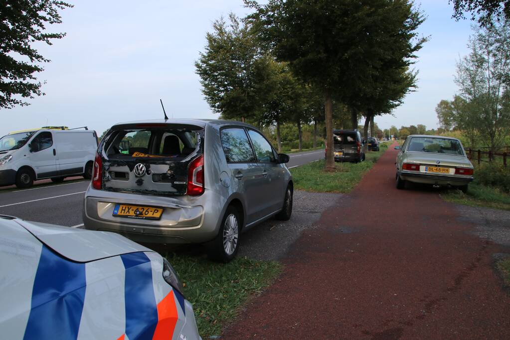 Kettingbotsing met drie auto's