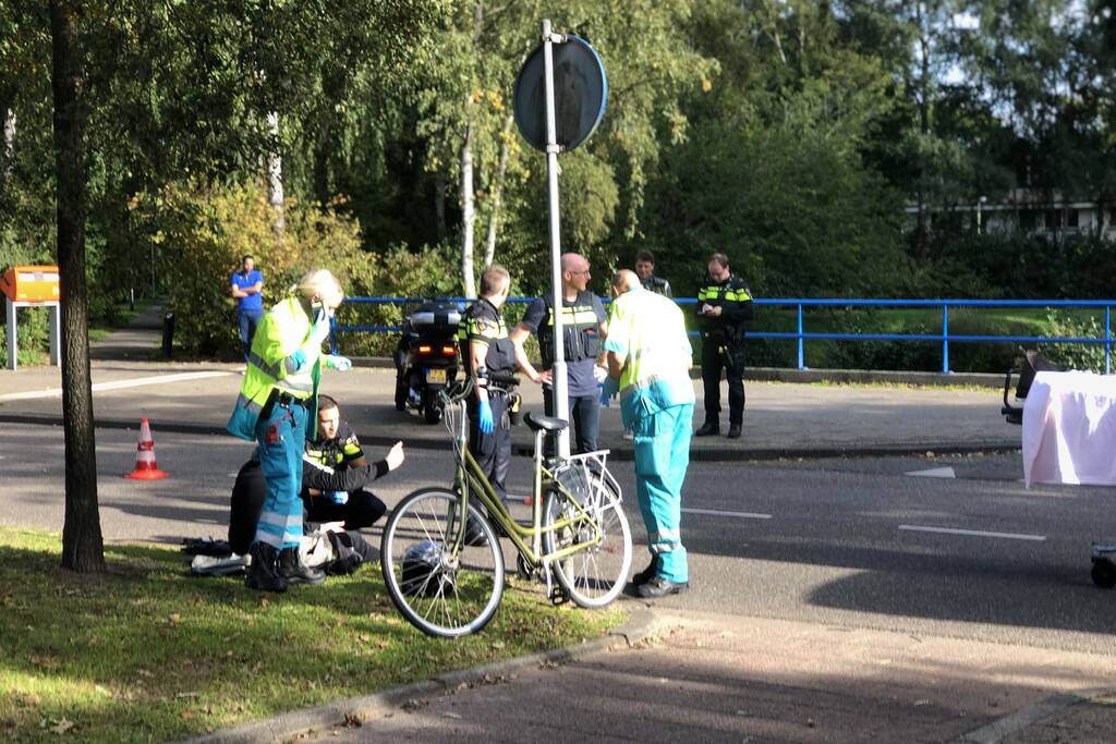 Fietser gewond na aanrijding met driewieler