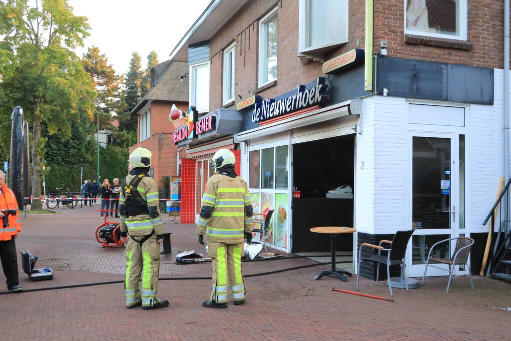 Brand in afvoerkanaal cafetaria