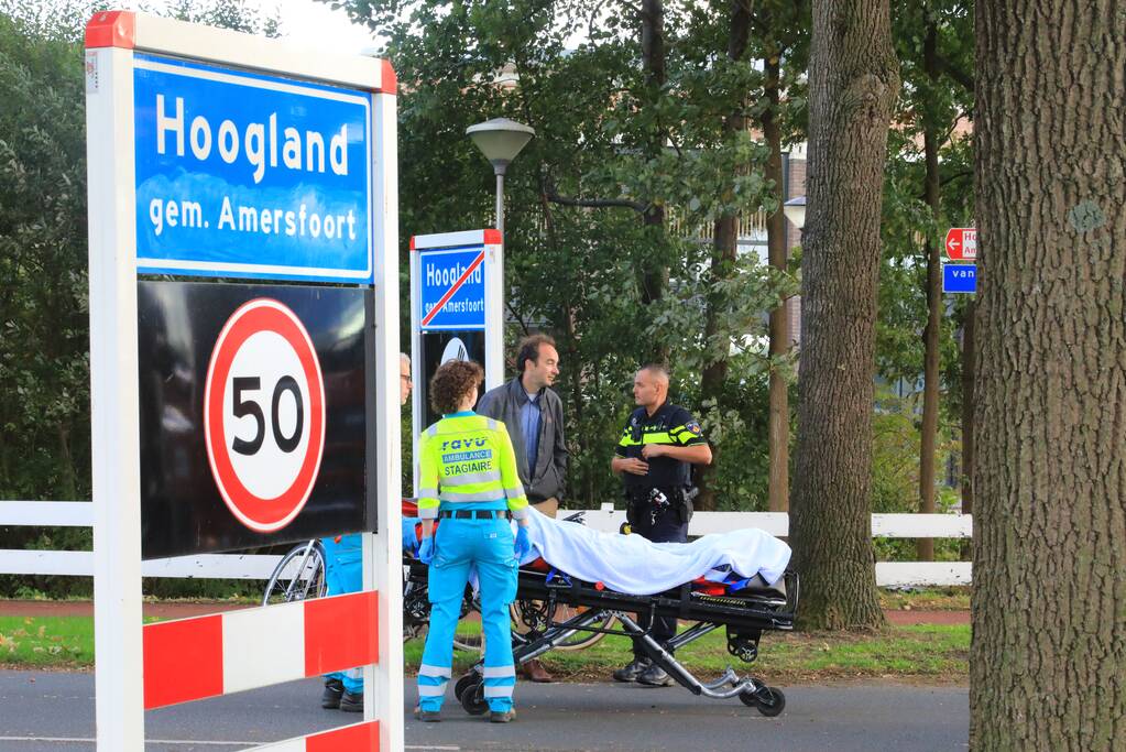 Overstekende fietsster aangereden door automobiliste