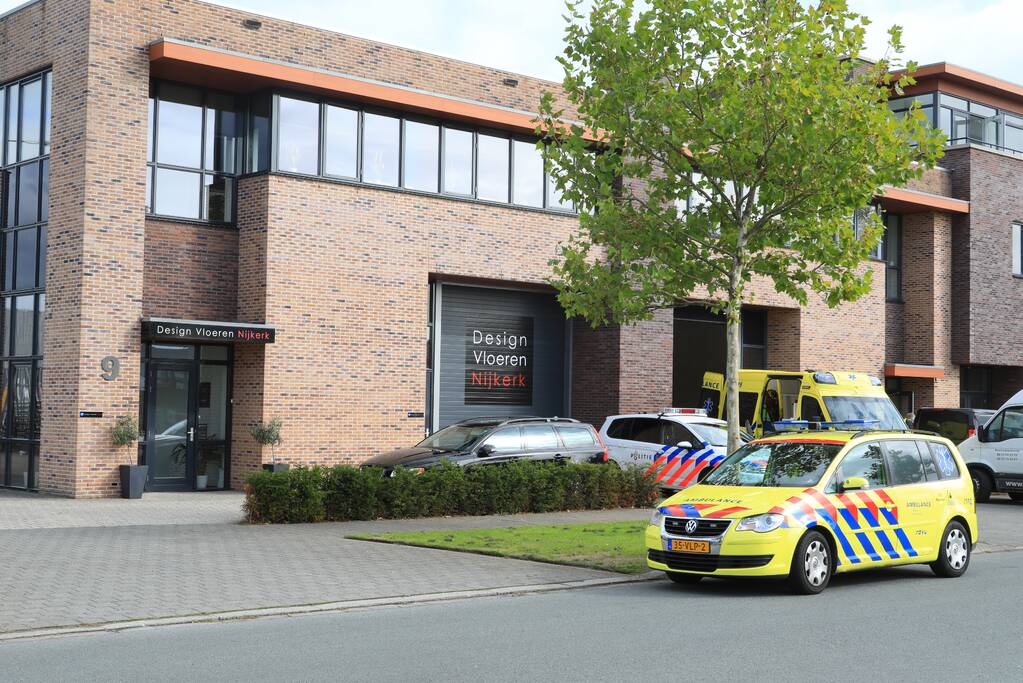 Stucadoor raakt zwaargewond na val