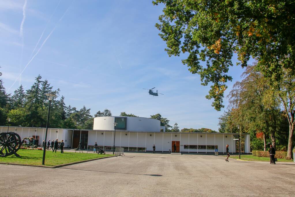 Laatste groet aan Koos Alberts