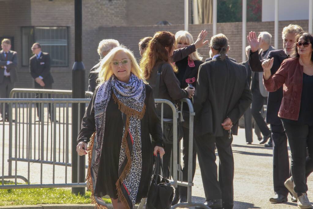 Laatste groet aan Koos Alberts