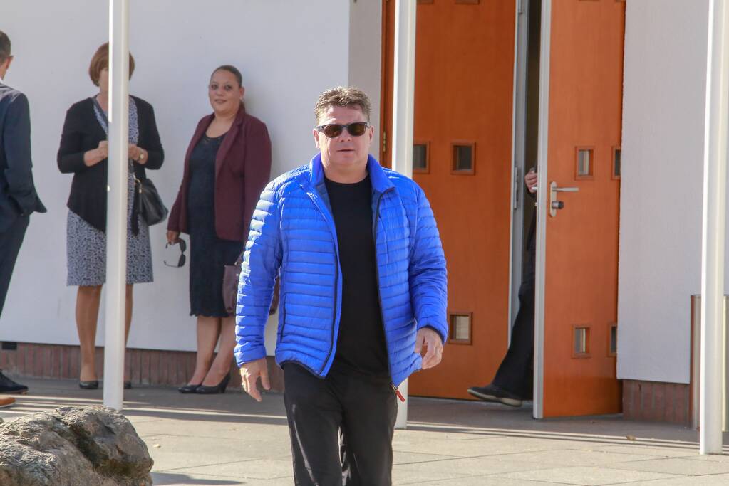 Laatste groet aan Koos Alberts