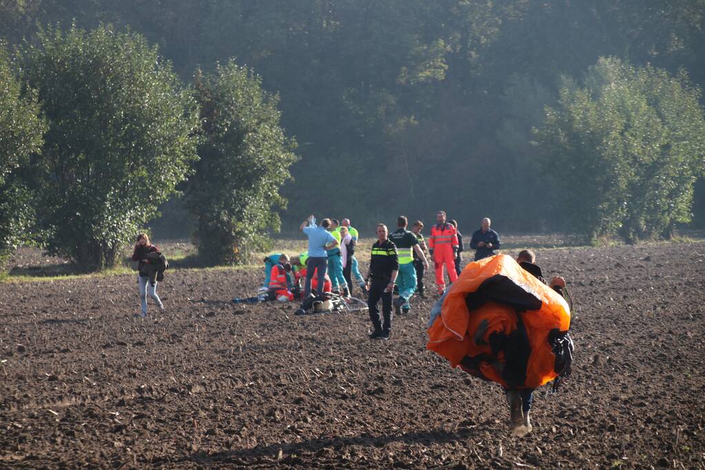 Matrasvlieger ernstig gewond