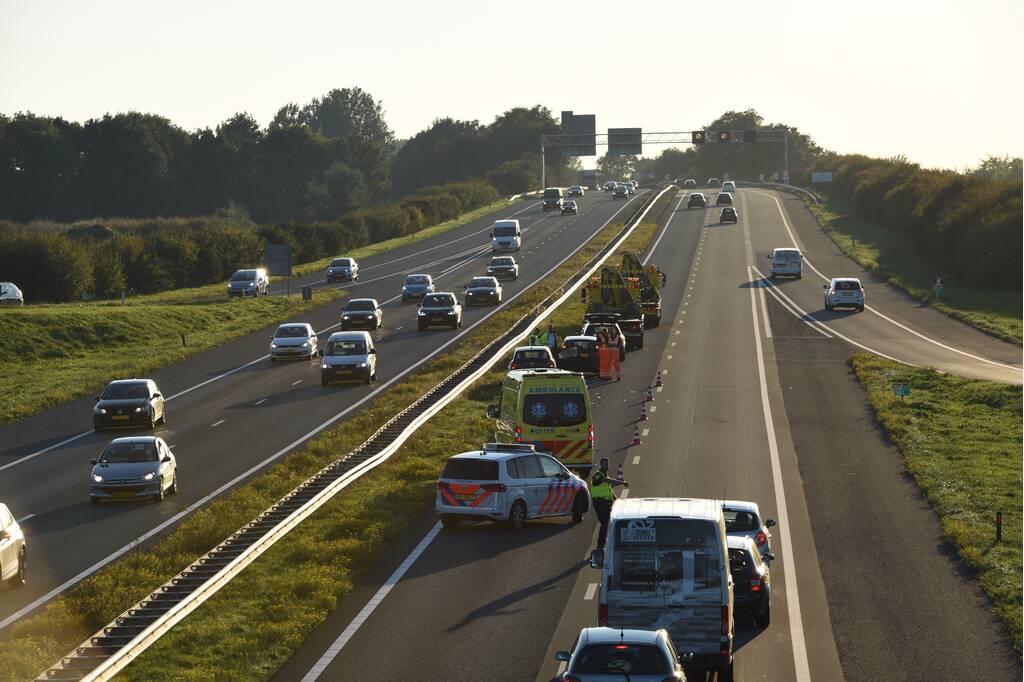 Rijstrook afgesloten na ongeval