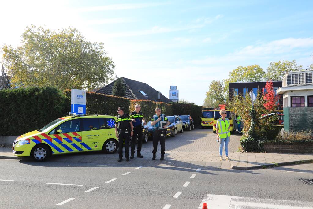 Meerdere werknemers onwel; kantoorpand ontruimd