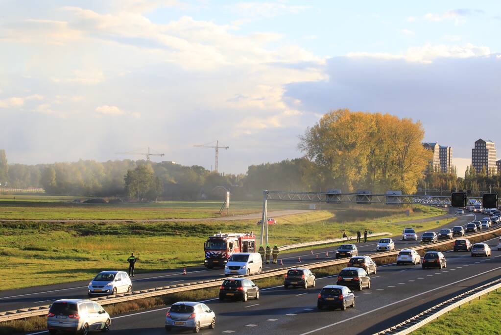 Voertuig verwoest door brand