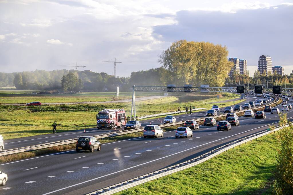 Voertuig verwoest door brand