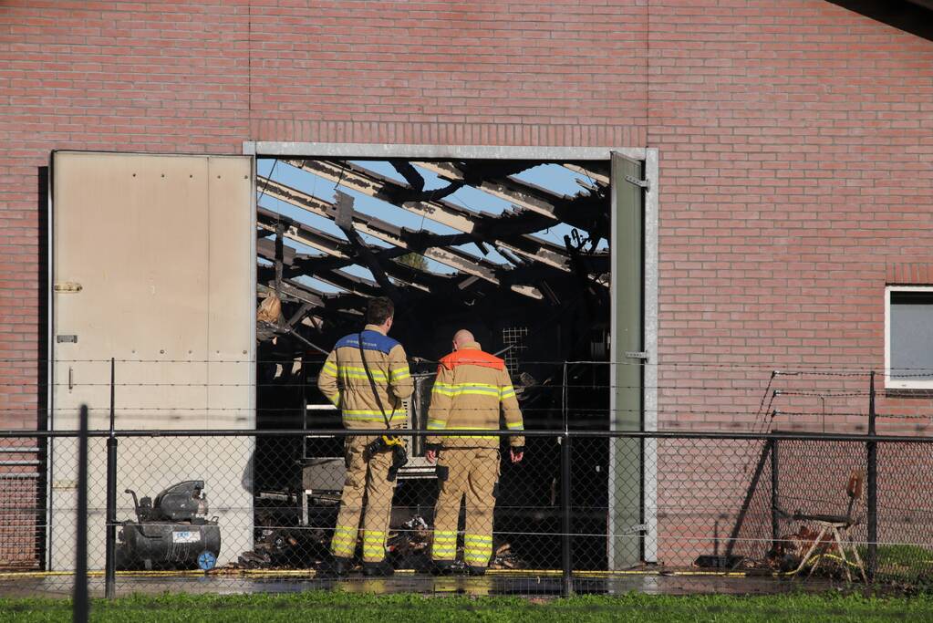 Kippenschuur verwoest door brand