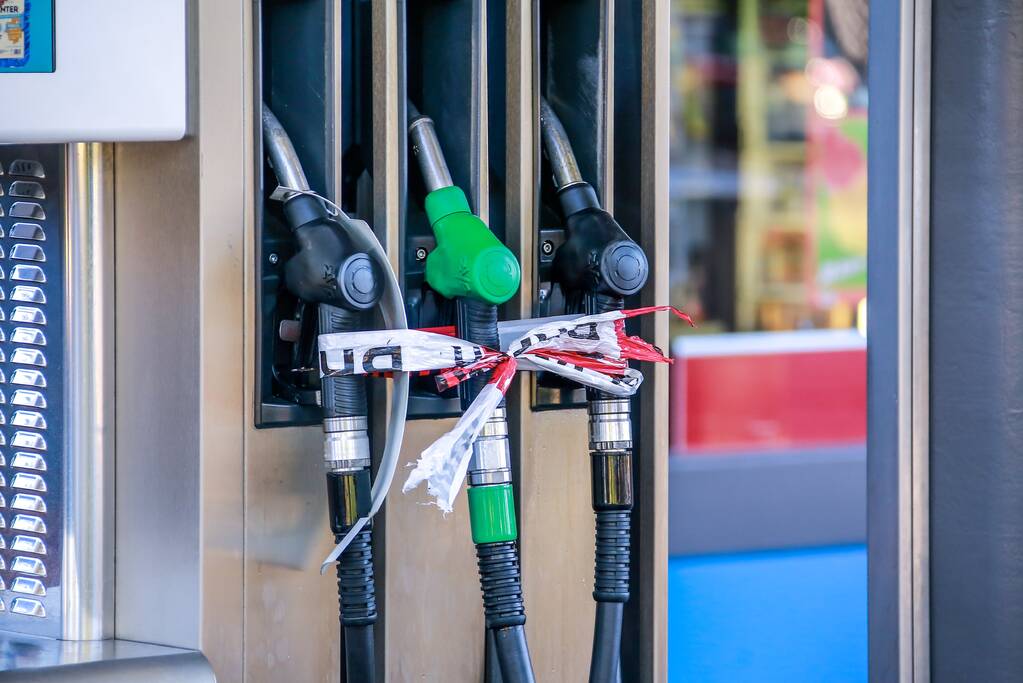 Pomp stopt niet met tanken