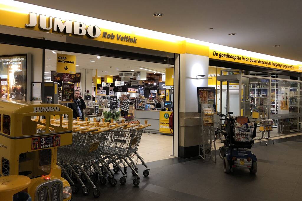 Jumbo overvallen met mes