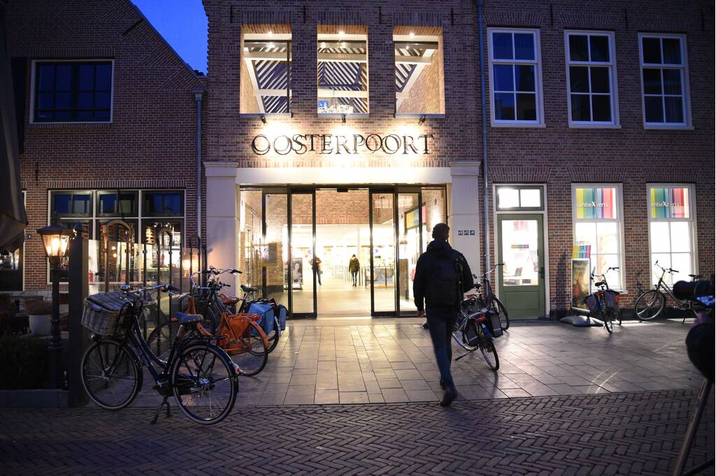 Jumbo overvallen met mes