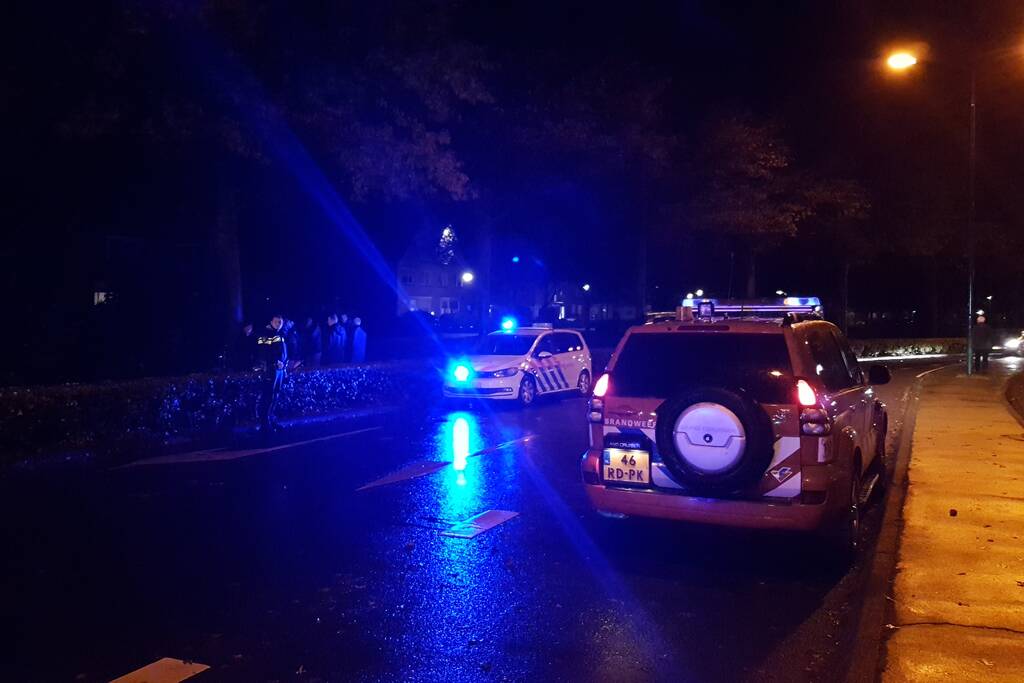 Automobilist raakt met voertuig te water, bestuurder onvindbaar