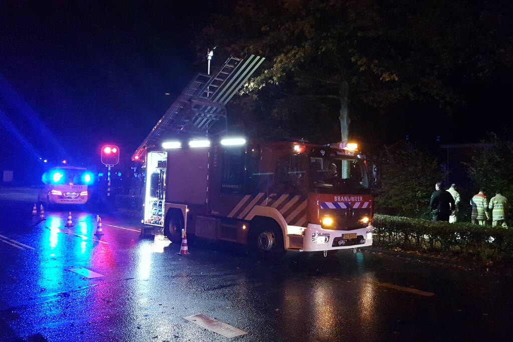 Automobilist raakt met voertuig te water, bestuurder onvindbaar