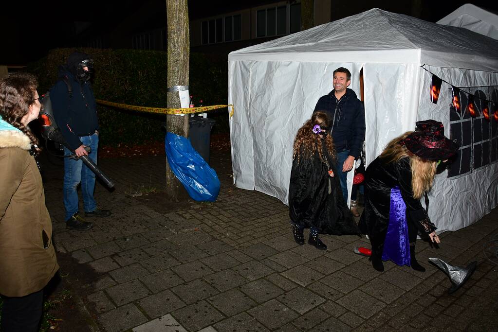 Eemnes omgetoverd in Halloweenstad