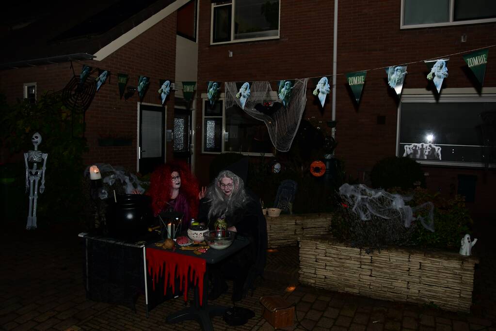 Eemnes omgetoverd in Halloweenstad