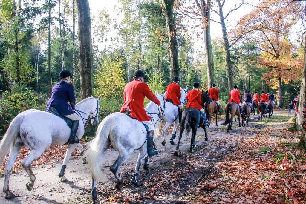 Veel publiek bij eerste slipjacht van het seizoen
