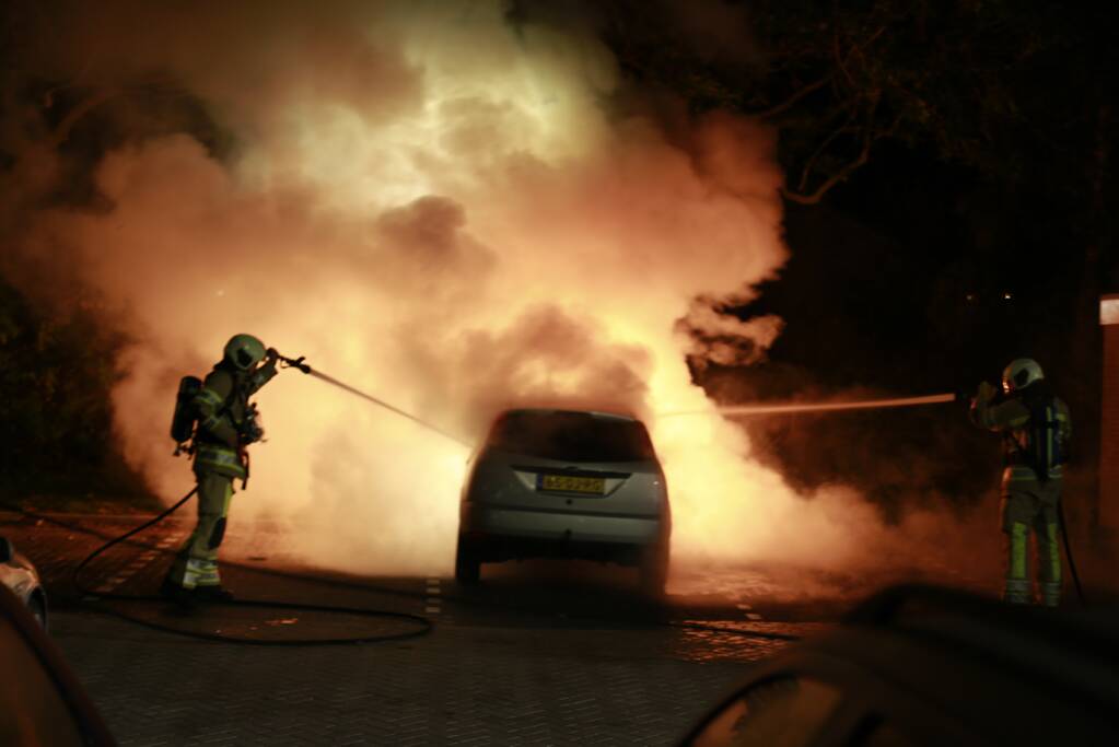 Auto brandt uit na starten